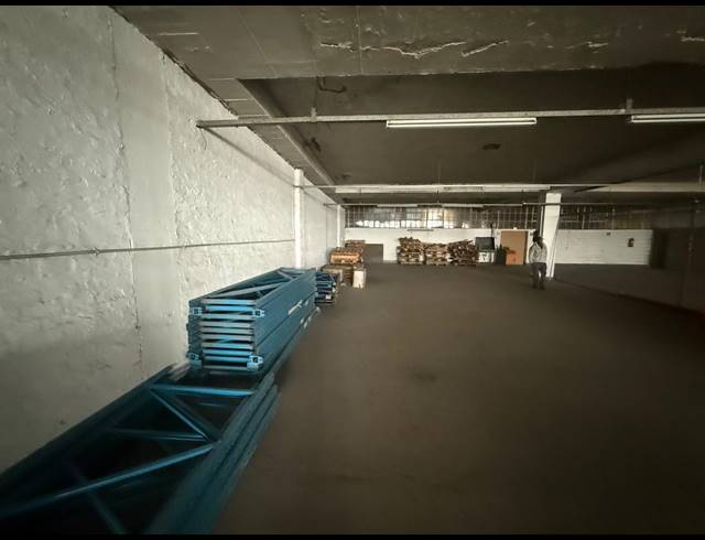 300M² WAREHOUSE TO LET IN ALRODE